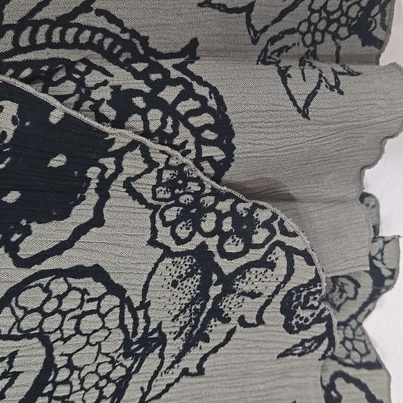 *NWT* We Be Bop Green-Gray/Black Tunic Top/Dress Floral Artsy Lagenlook, size 0X - Picture 11 of 12